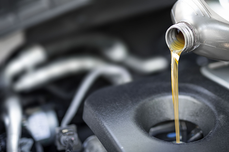 Can You Top Up Engine Oil With a Different Brand?