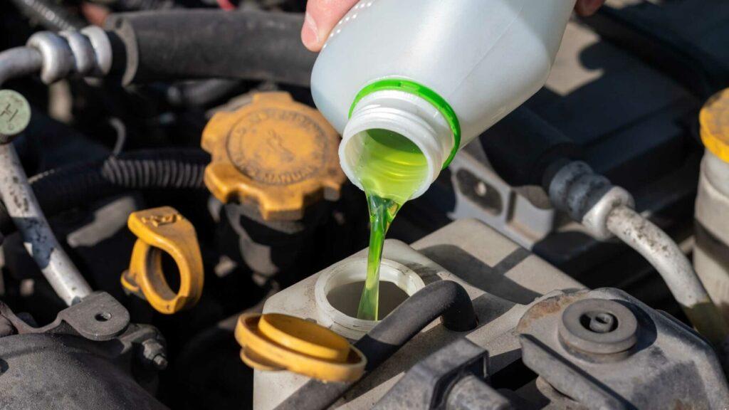 How Much Should You Top Up Engine Oil?