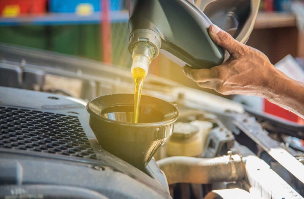 Types of Engine Oil for Car