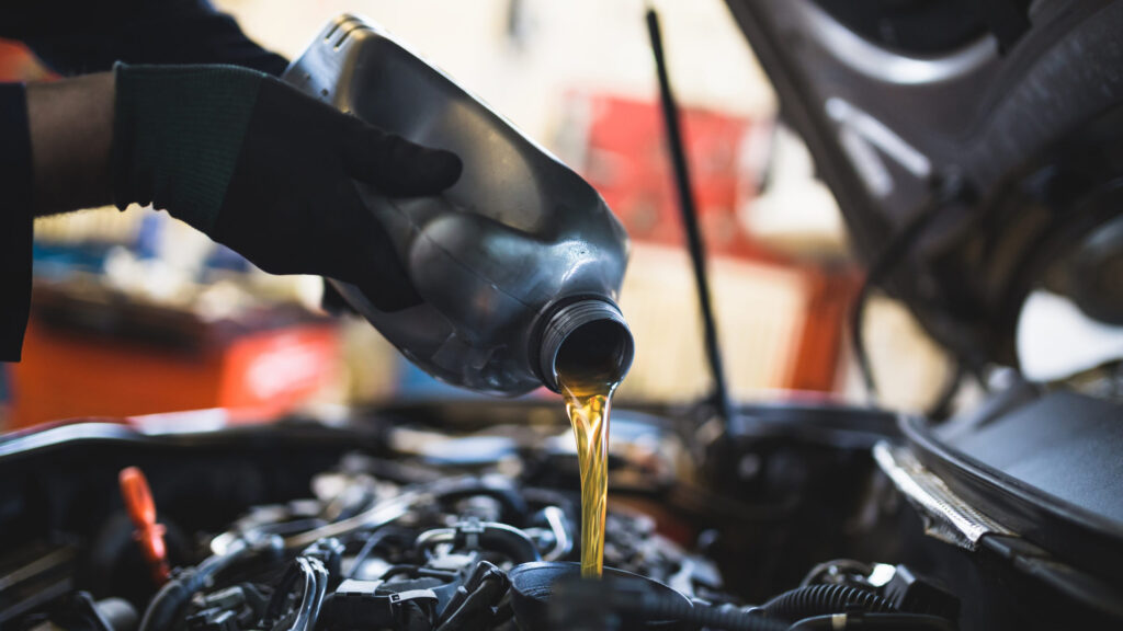 10 Steps to Change Engine Oil