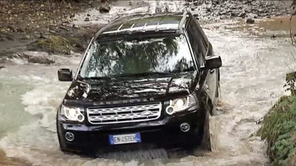 Which Engine Oil is Best for Land Rover Freelander 2 Off-Road?