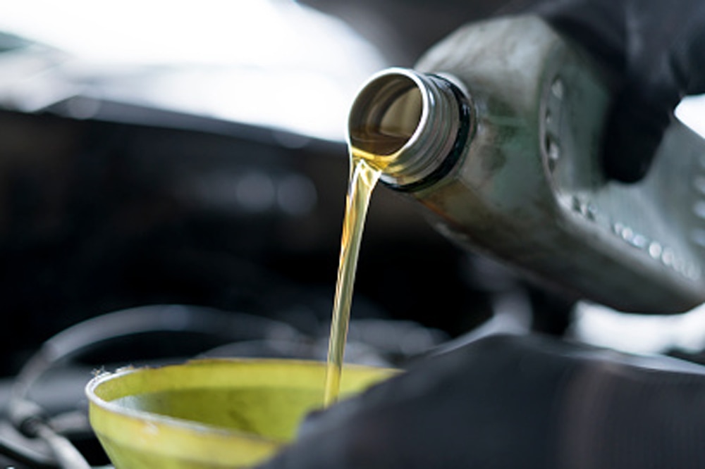 Is It Cheaper to Bring Your Own Oil for an Oil Change?