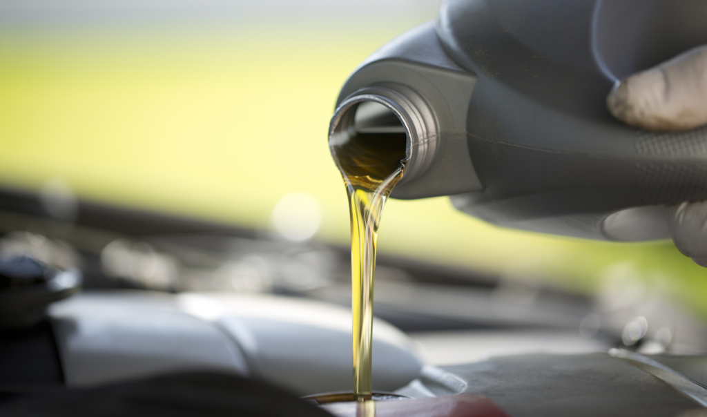 How Much Engine Oil Does a Car Engine Need?