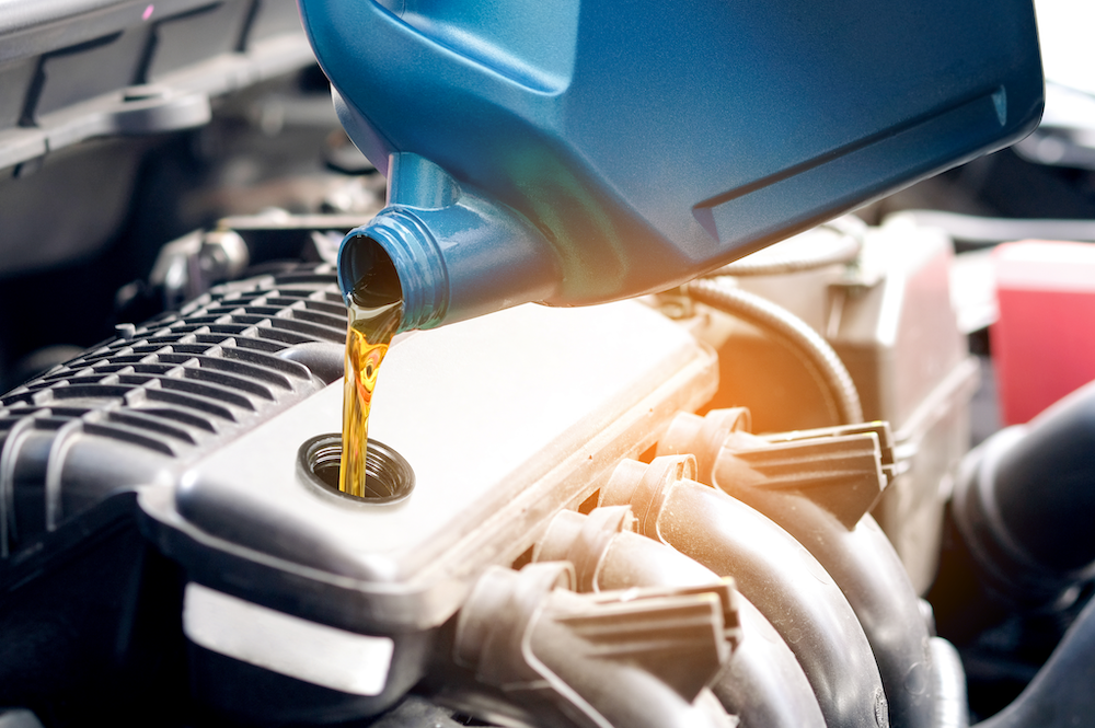 How to Apply Engine Oil